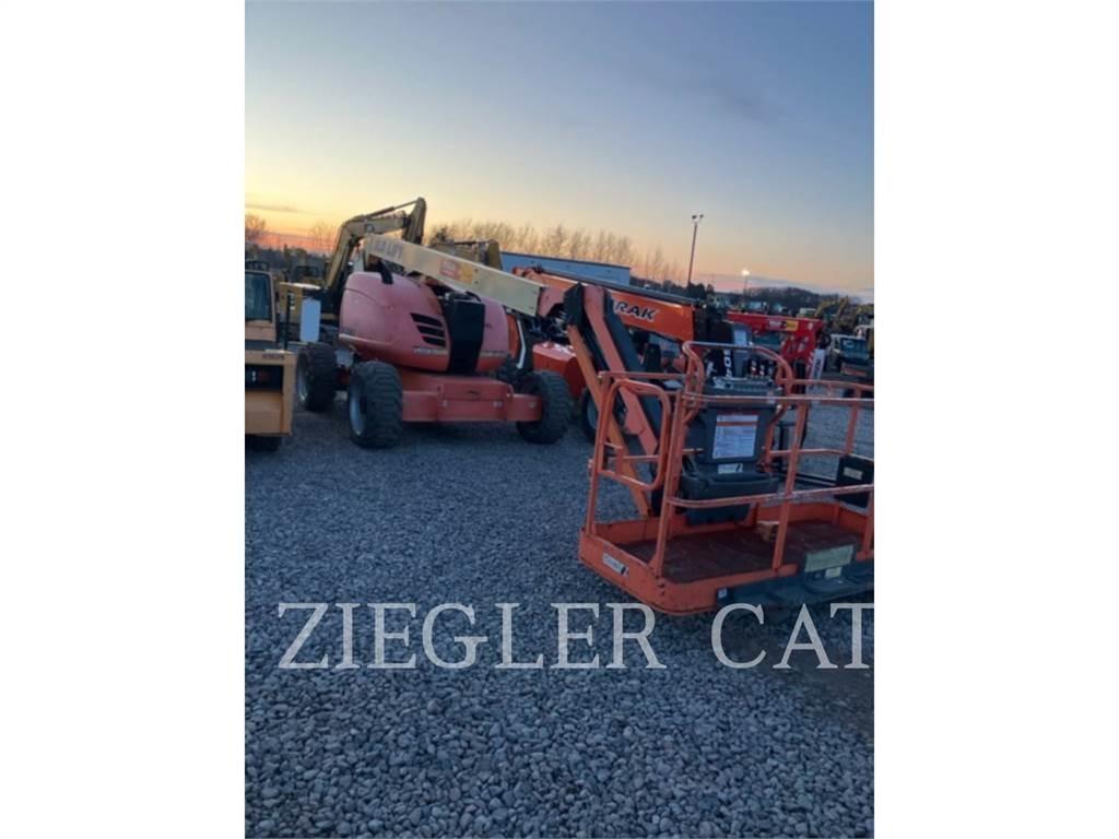JLG 600AJ 曲臂高空作業車