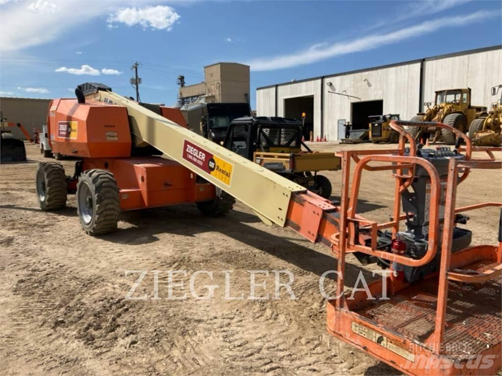 JLG 600S 曲臂高空作業車
