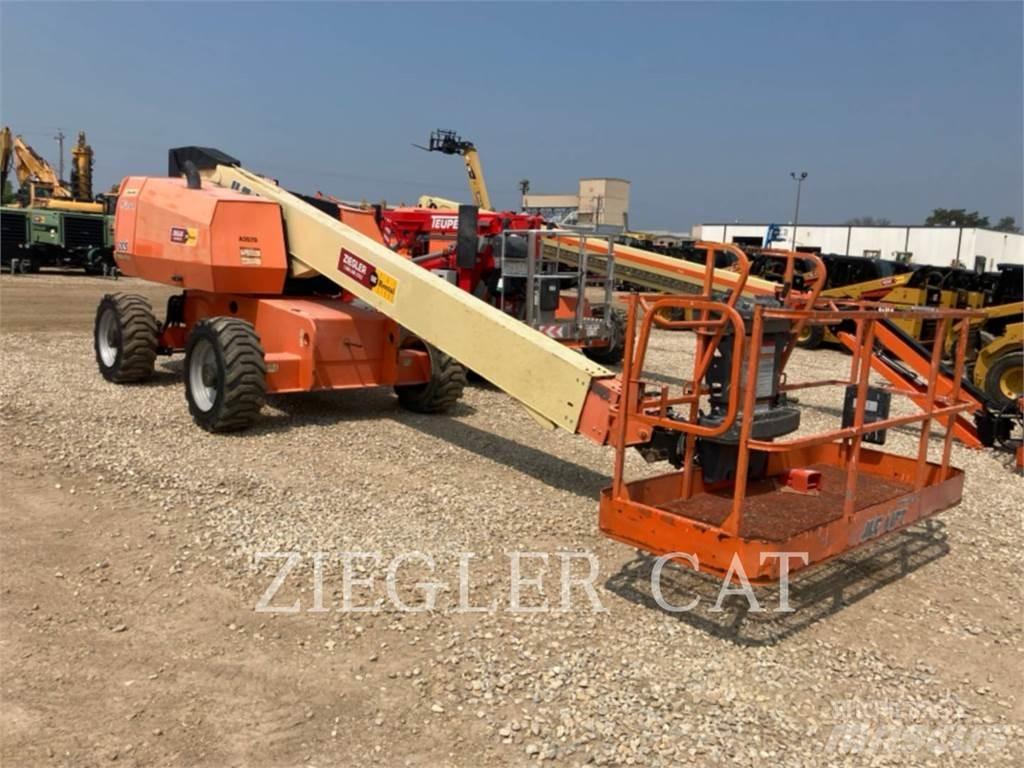 JLG 600S 曲臂高空作業車
