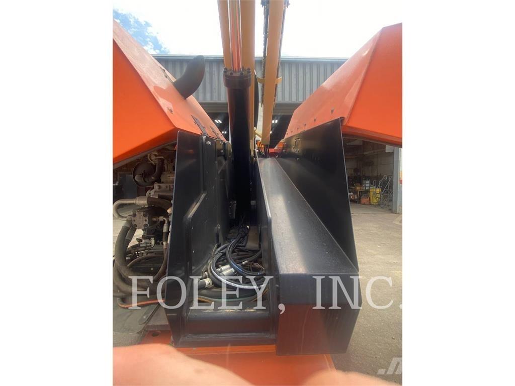JLG 600S 曲臂高空作業車
