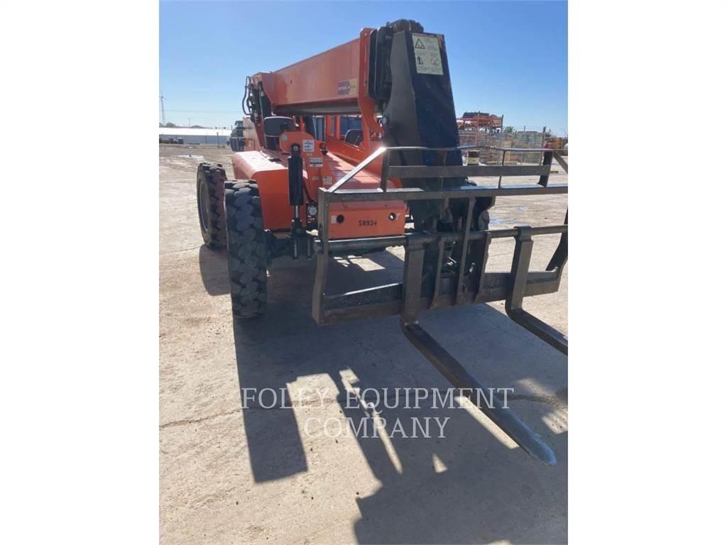 JLG 6042O 伸縮臂操作車