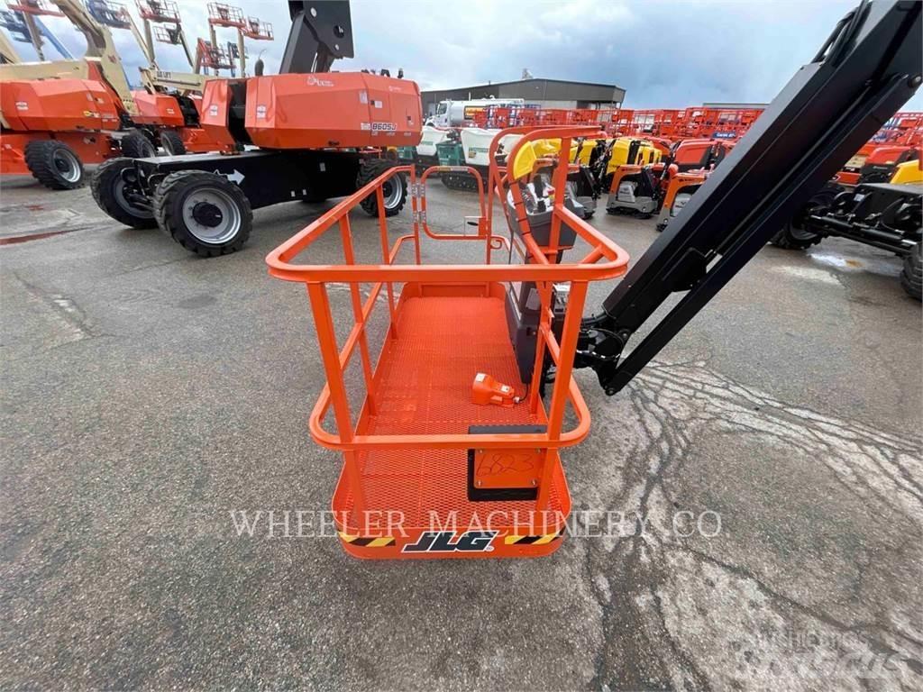 JLG 660SJ 曲臂高空作業車