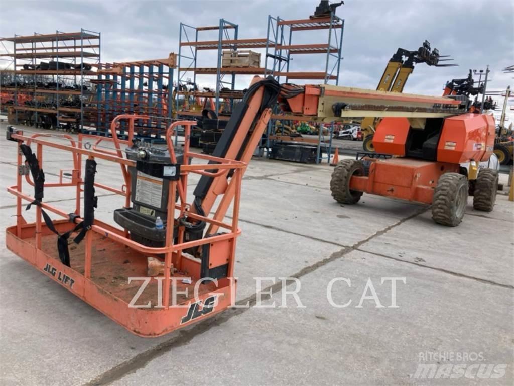 JLG 660SJ 曲臂高空作業車