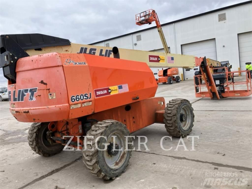 JLG 660SJ 曲臂高空作業車
