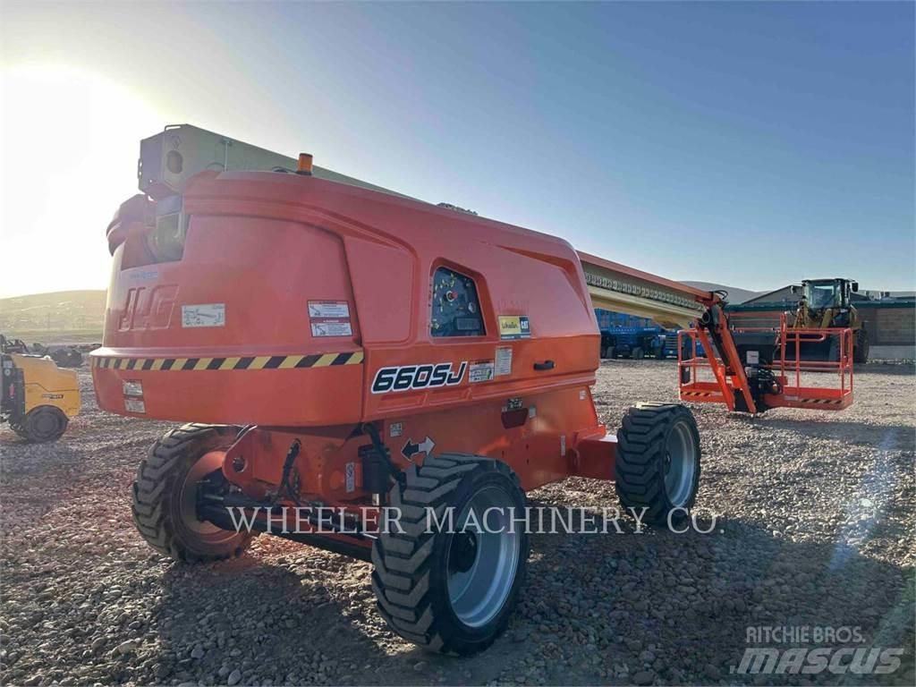 JLG 660SJ 曲臂高空作業車