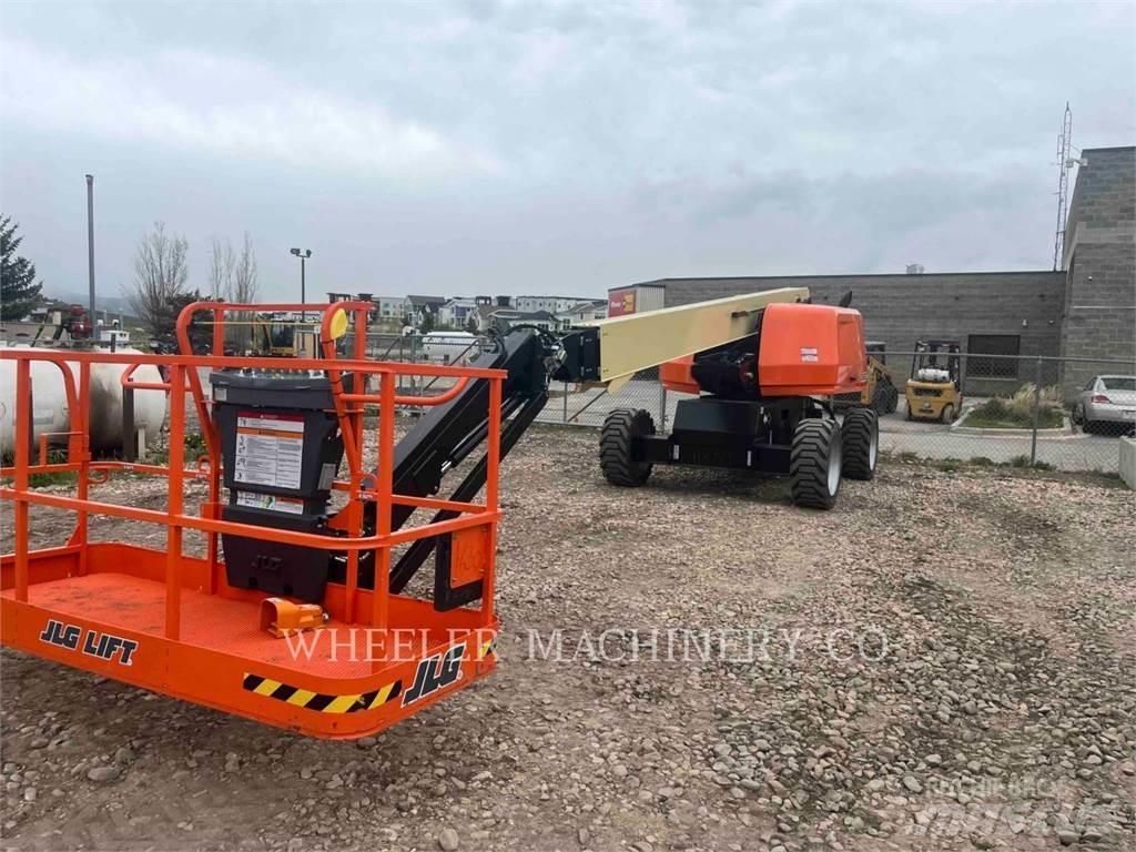 JLG 660SJ 曲臂高空作業車