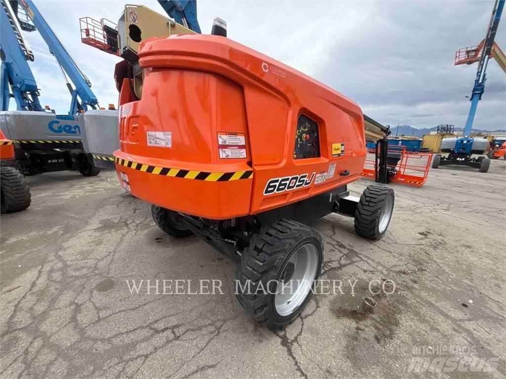 JLG 660SJ 曲臂高空作業車
