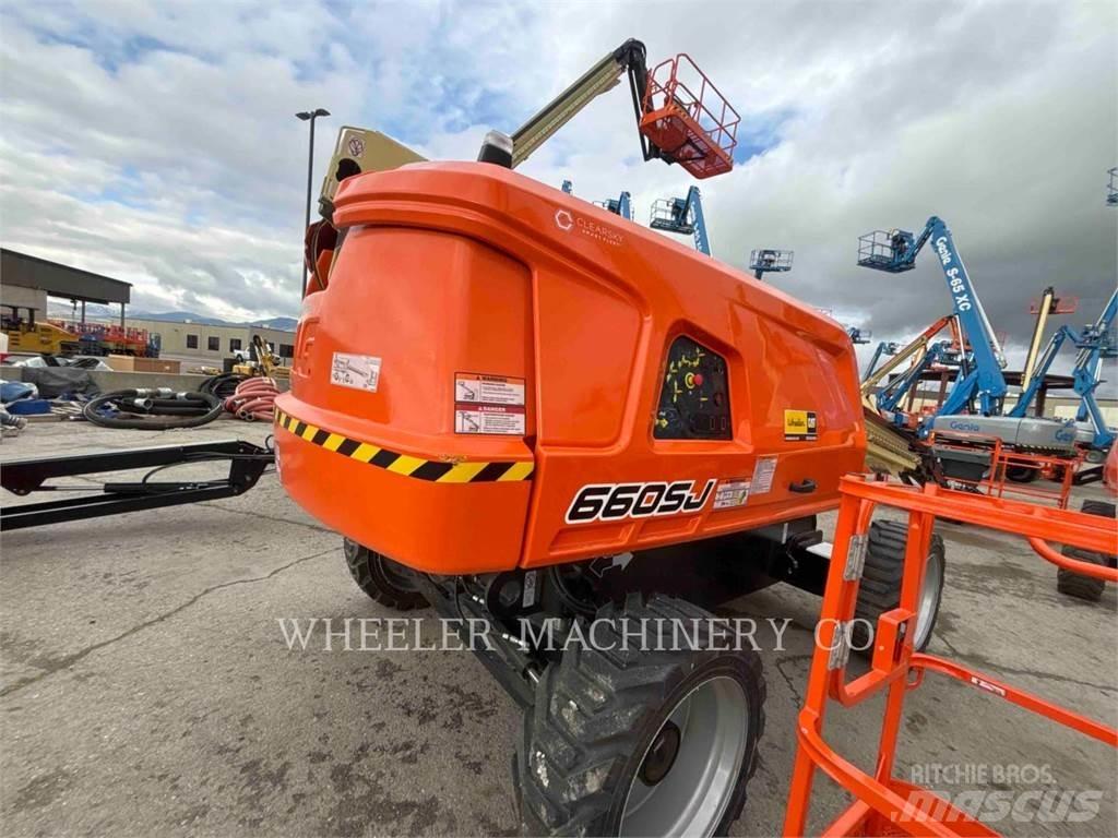 JLG 660SJ 曲臂高空作業車