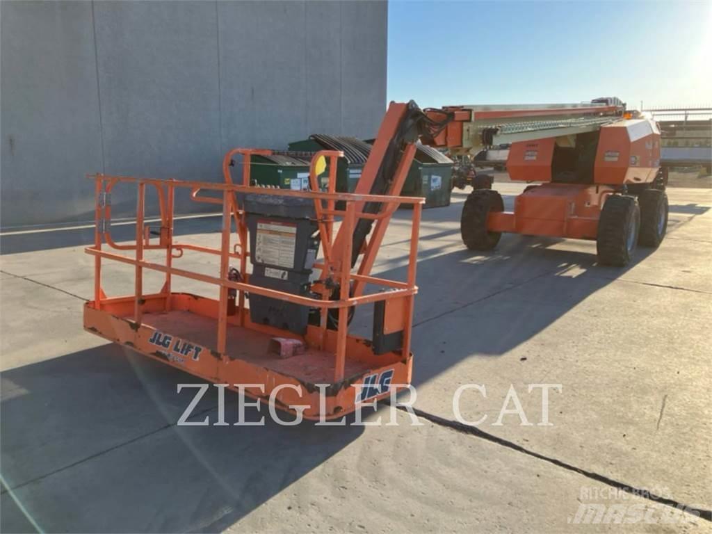 JLG 660SJ 曲臂高空作業車