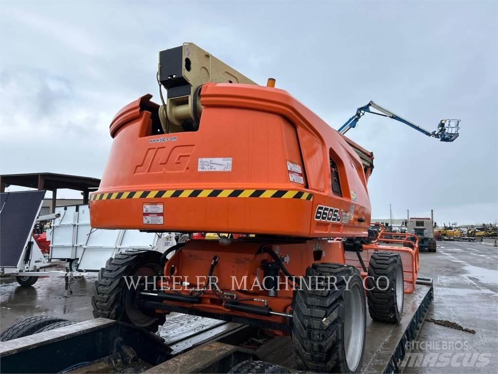JLG 660SJ SP 曲臂高空作業車