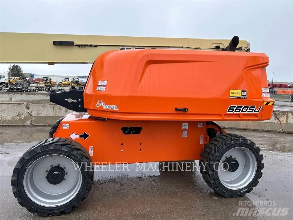 JLG 660SJ SP 曲臂高空作業車