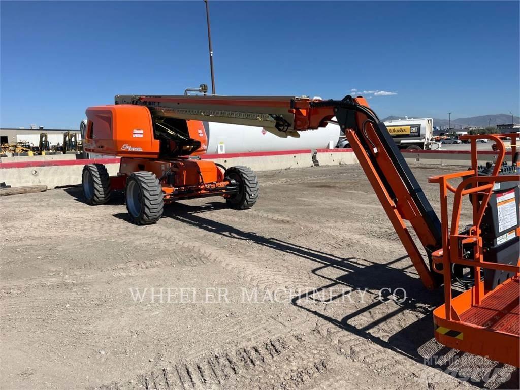 JLG 660SJ SP 曲臂高空作業車