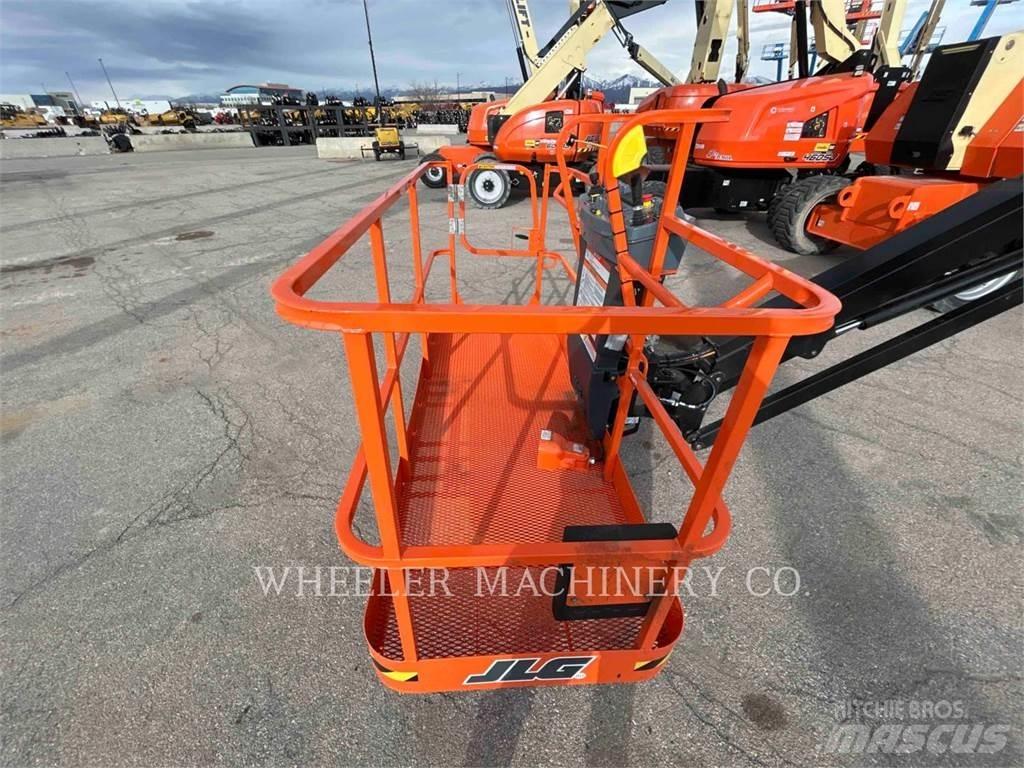 JLG 660SJ SP 曲臂高空作業車