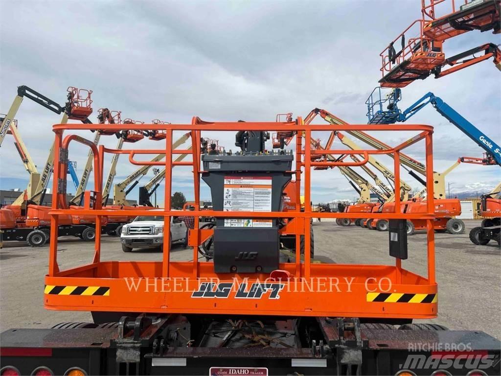 JLG 660SJ SP 曲臂高空作業車