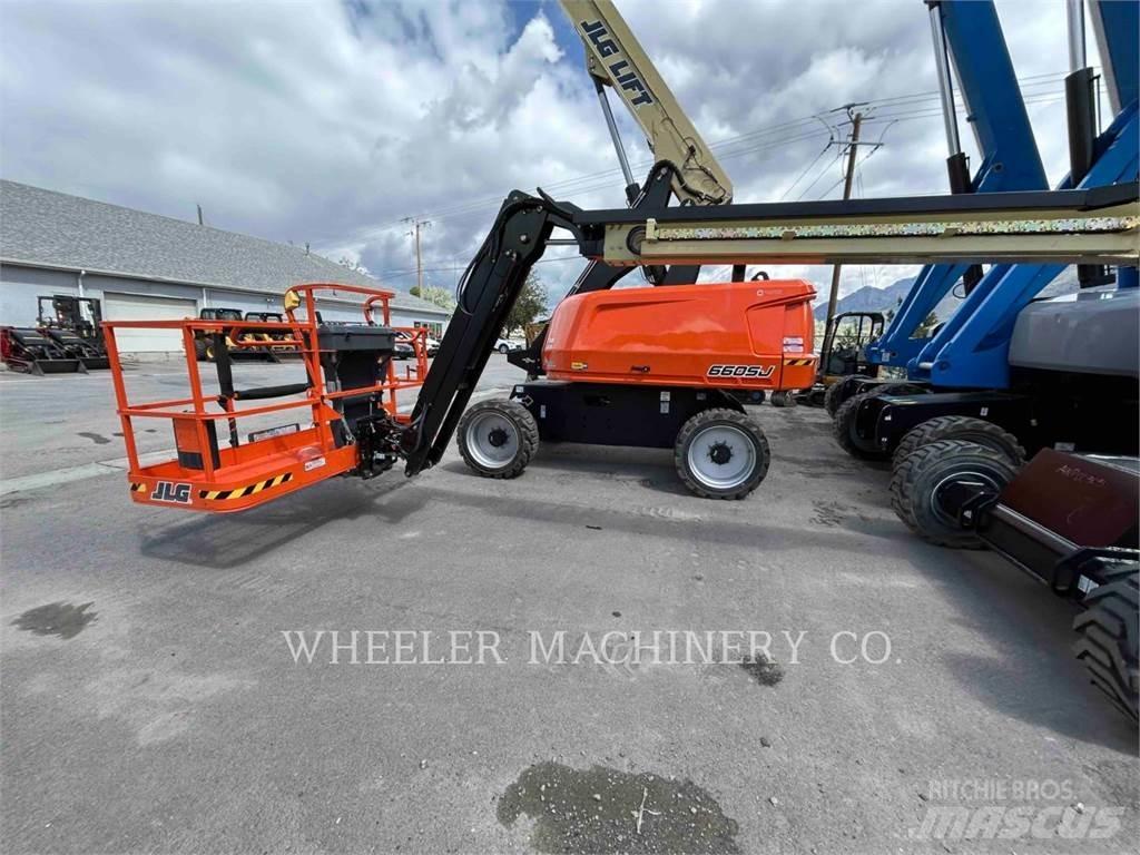 JLG 660SJ SP 曲臂高空作業車