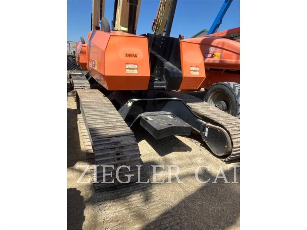 JLG 660SJC 曲臂高空作業車
