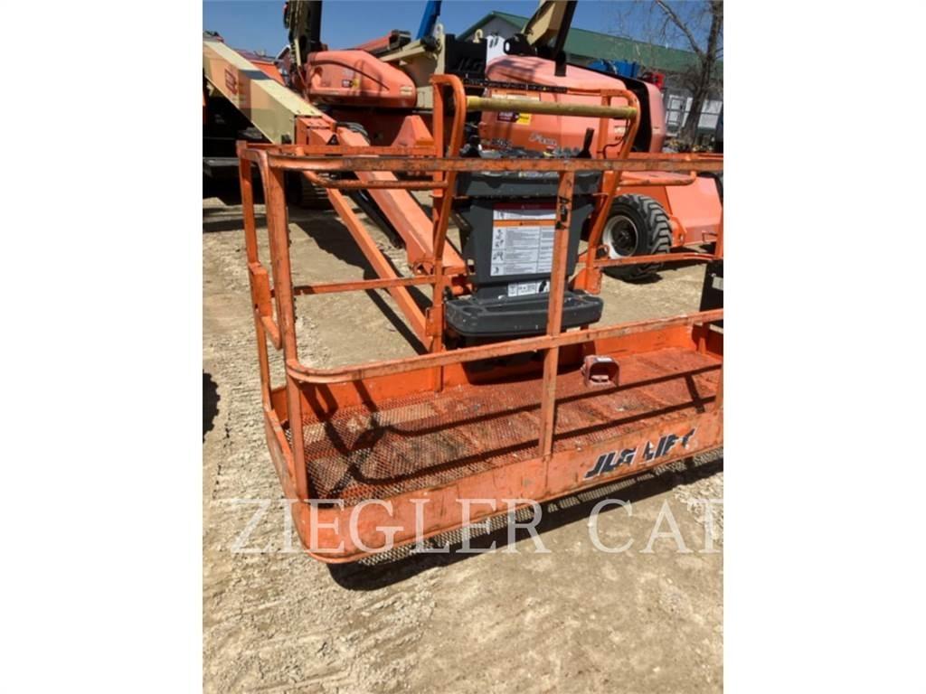 JLG 660SJC 曲臂高空作業車