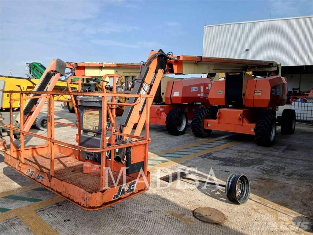 JLG 800 AJ 曲臂高空作業車
