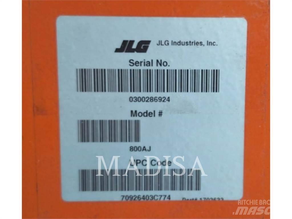 JLG 800 AJ 曲臂高空作業車