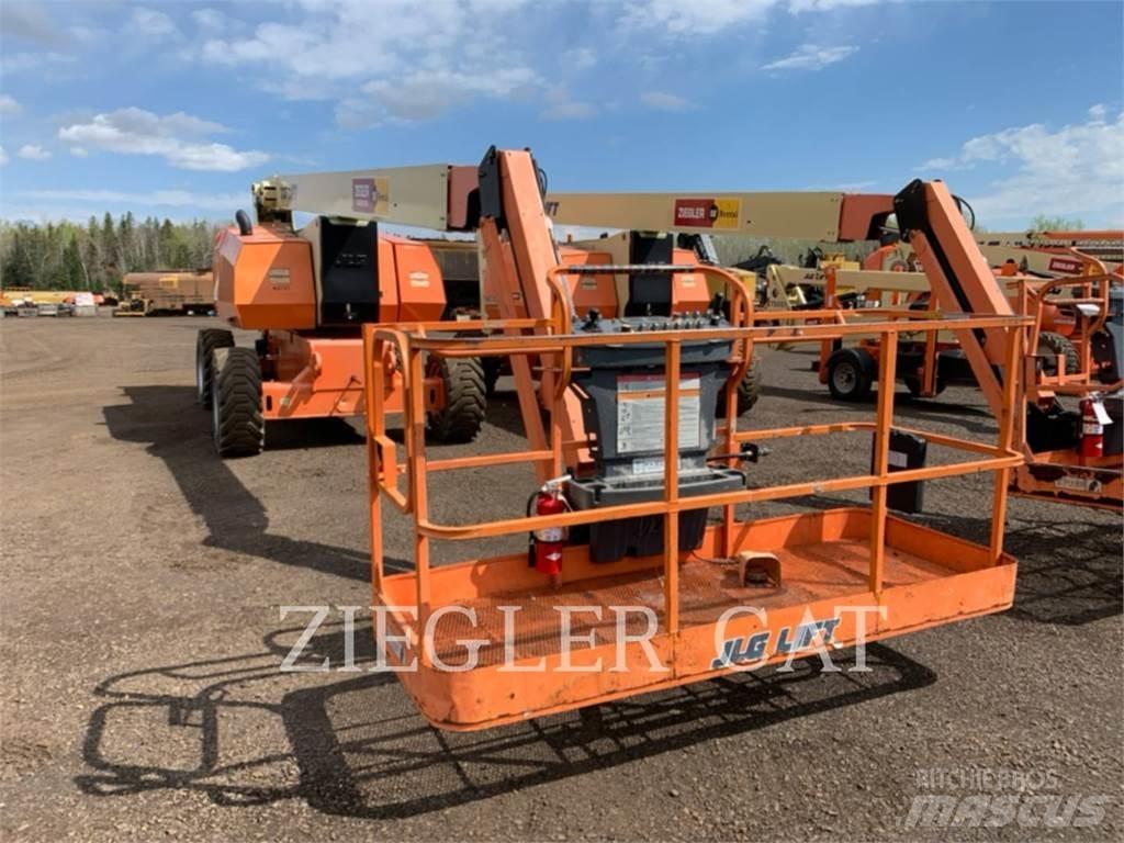 JLG 800AJ 曲臂高空作業車
