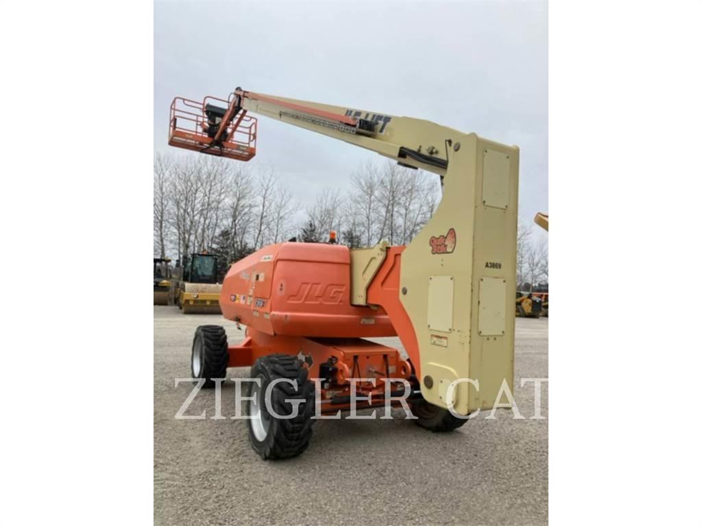 JLG 800AJ 曲臂高空作業車