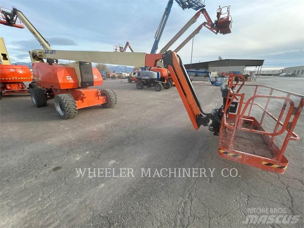 JLG 800AJ SP 曲臂高空作業車