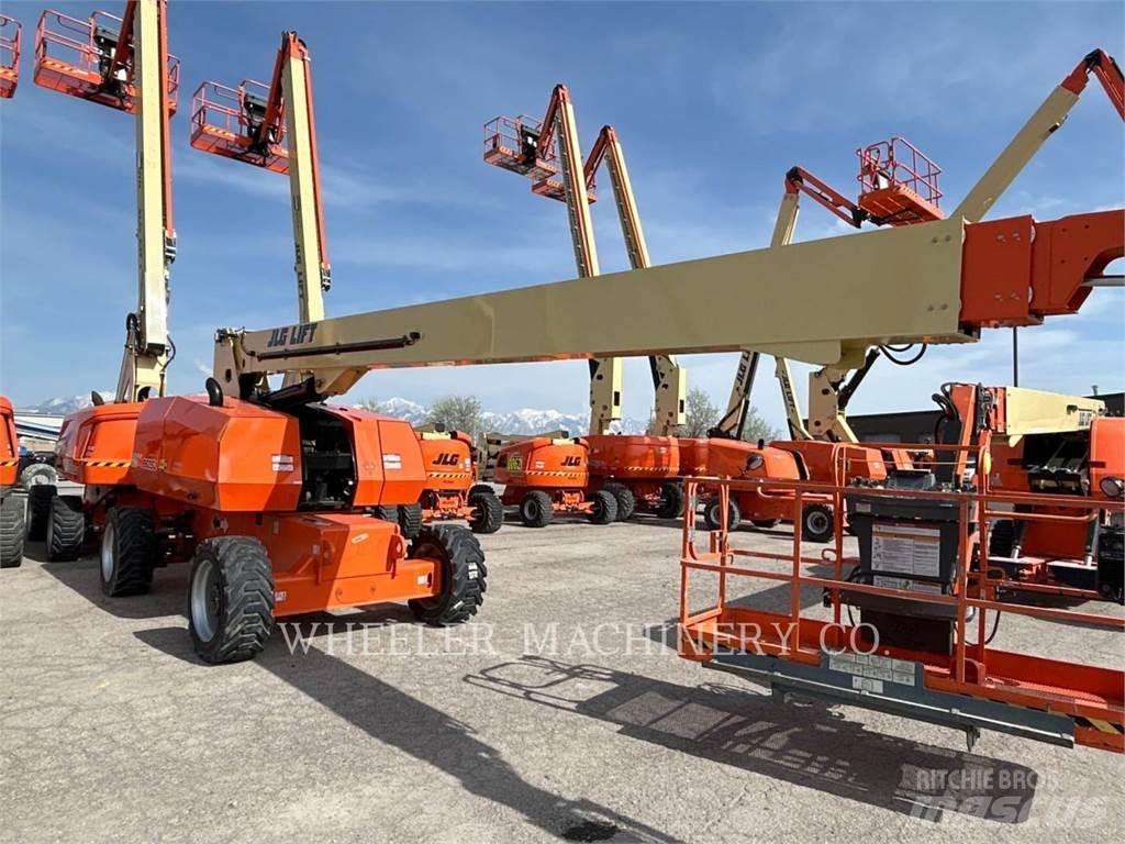 JLG 860SJ 曲臂高空作業車