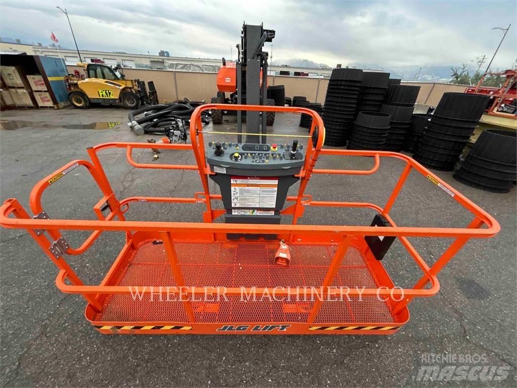 JLG 860SJ 曲臂高空作業車