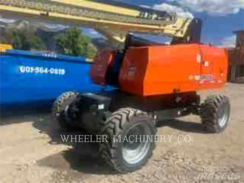 JLG 860SJ 曲臂高空作業車