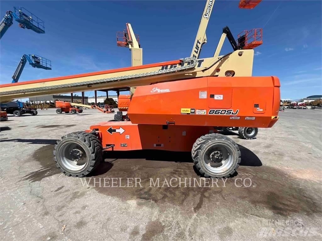 JLG 860SJ SP 曲臂高空作業車