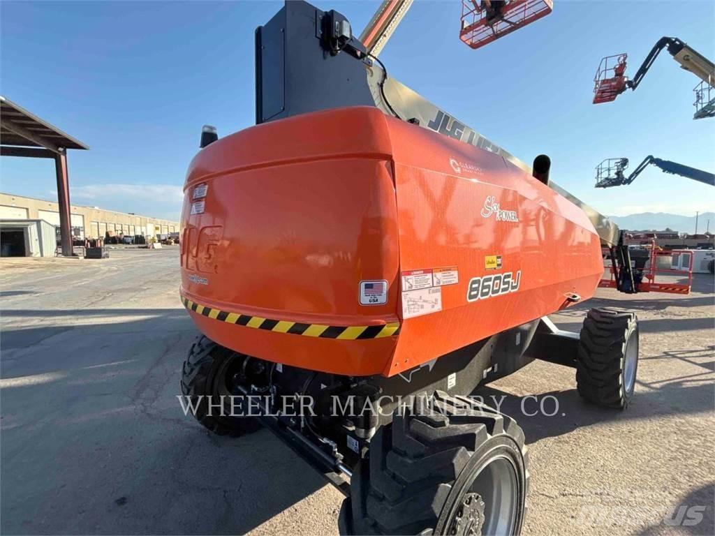 JLG 860SJ SP 曲臂高空作業車