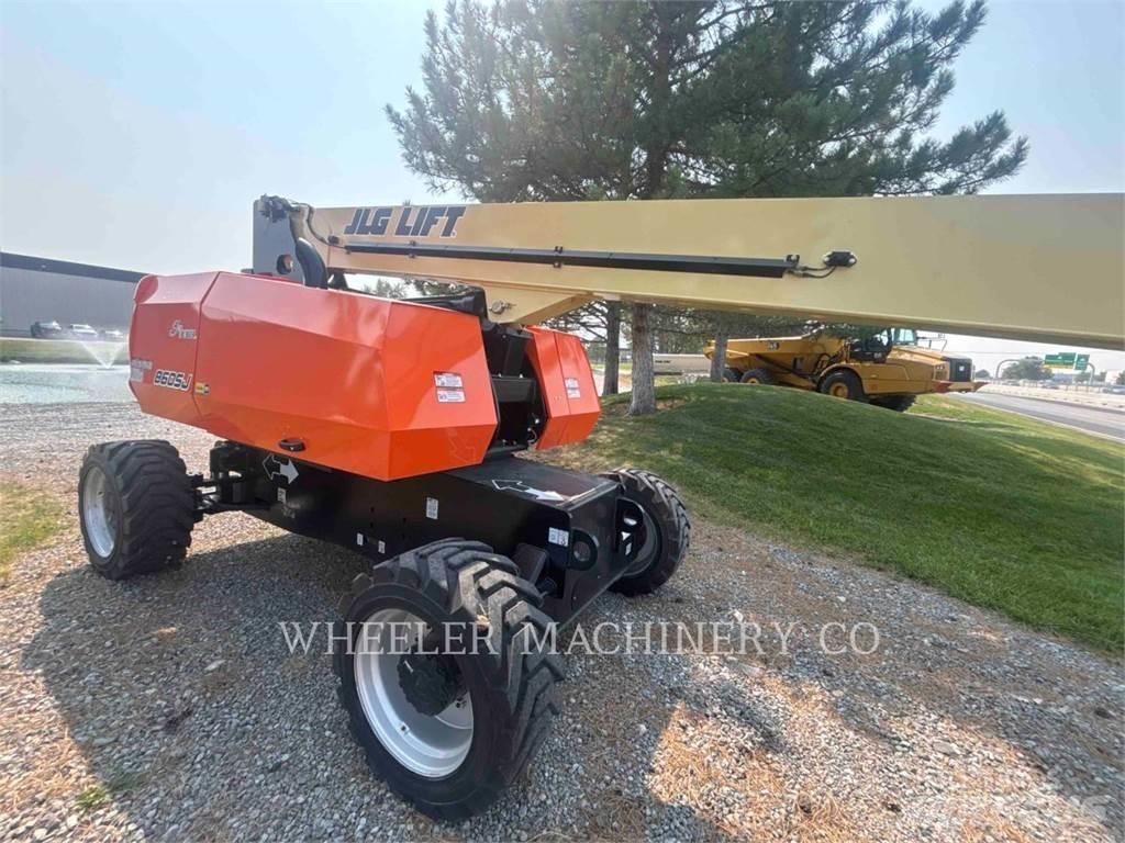 JLG 860SJ SP 曲臂高空作業車