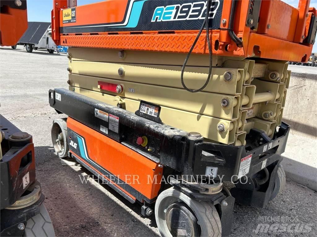 JLG AE1932 剪式升降機