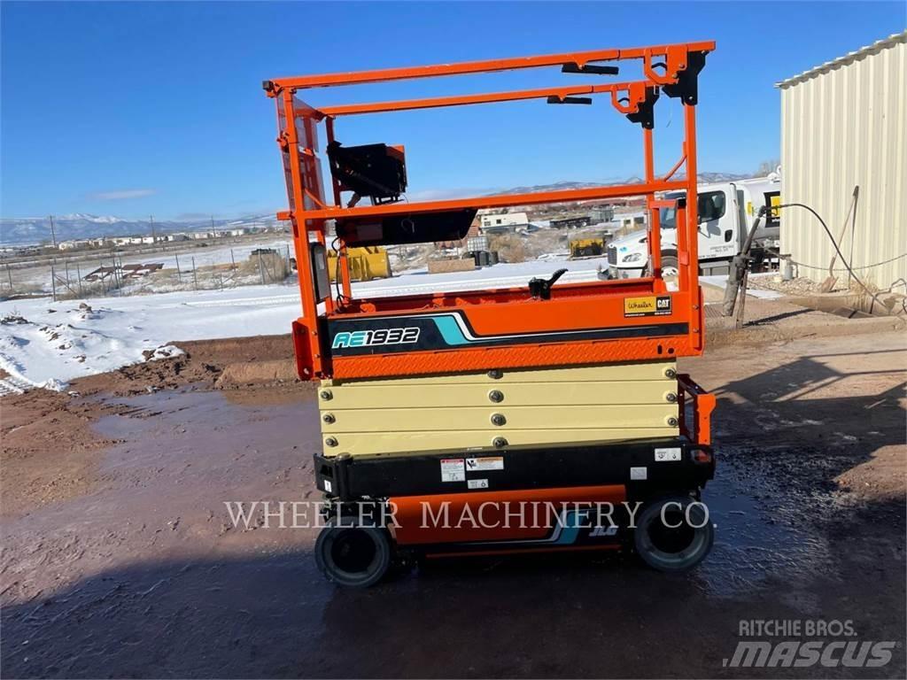 JLG AE1932 剪式升降機