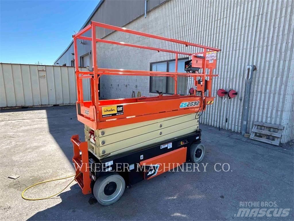 JLG ES2632 剪式升降機