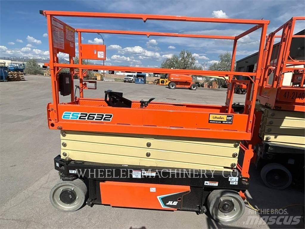 JLG ES2632 剪式升降機