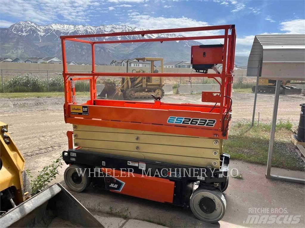 JLG ES2632 剪式升降機