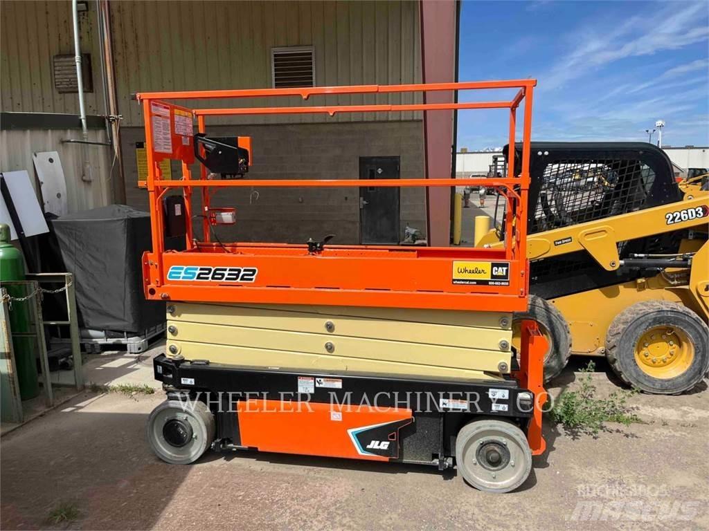 JLG ES2632 剪式升降機