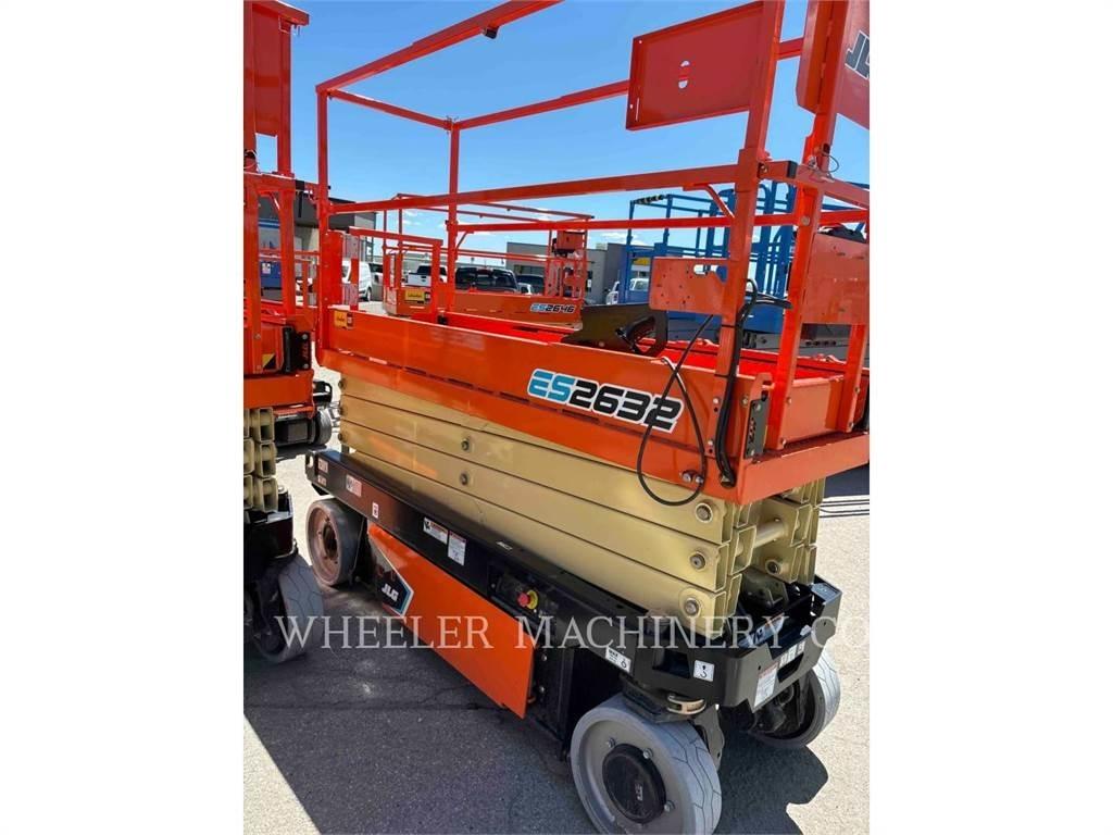 JLG ES2632 剪式升降機