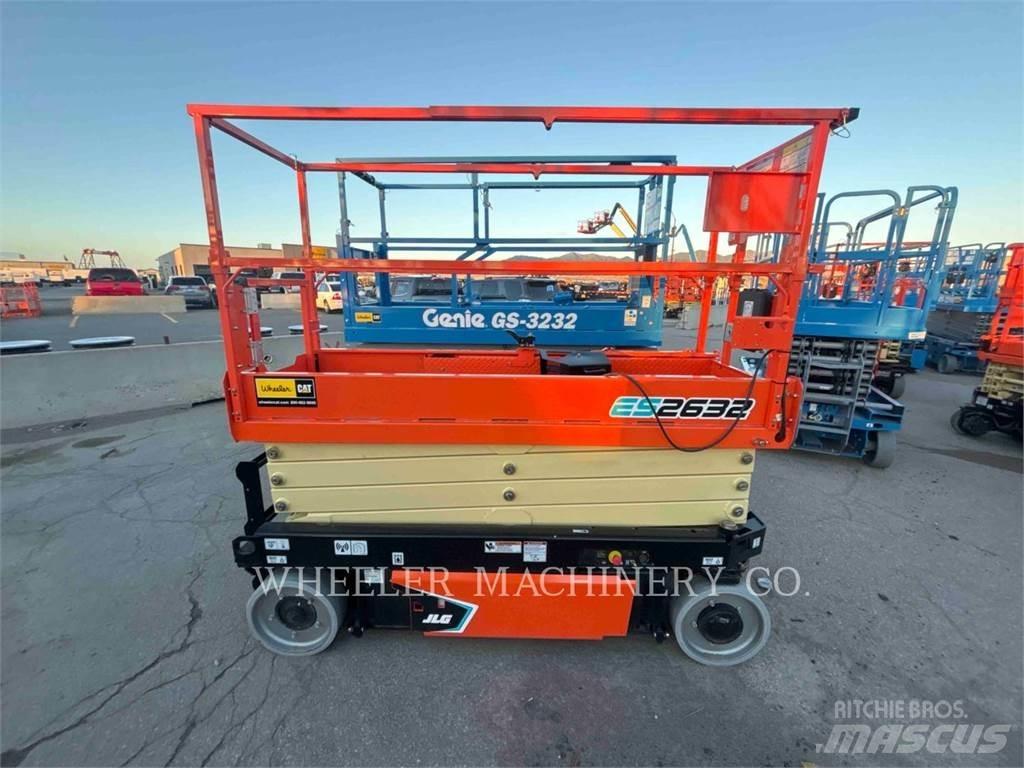 JLG ES2632 剪式升降機