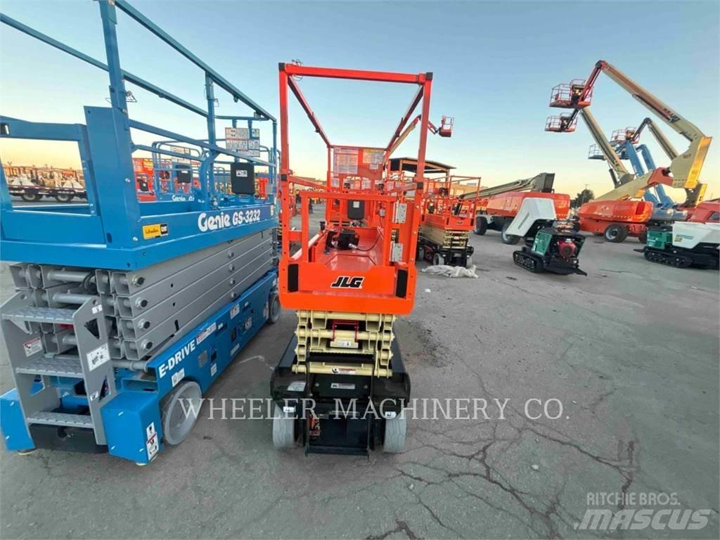 JLG ES2632 剪式升降機