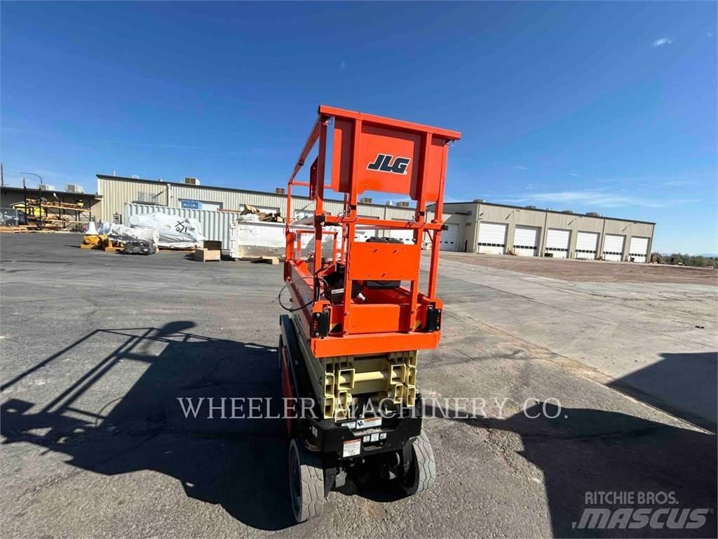 JLG ES2632 剪式升降機