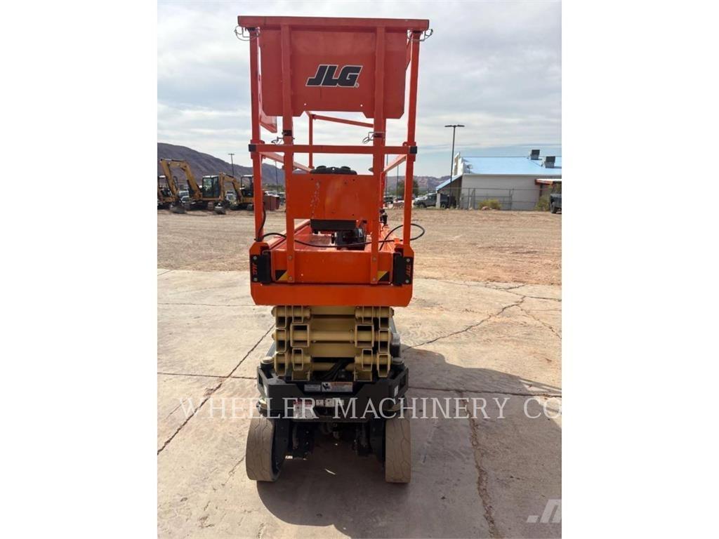 JLG ES2632 剪式升降機