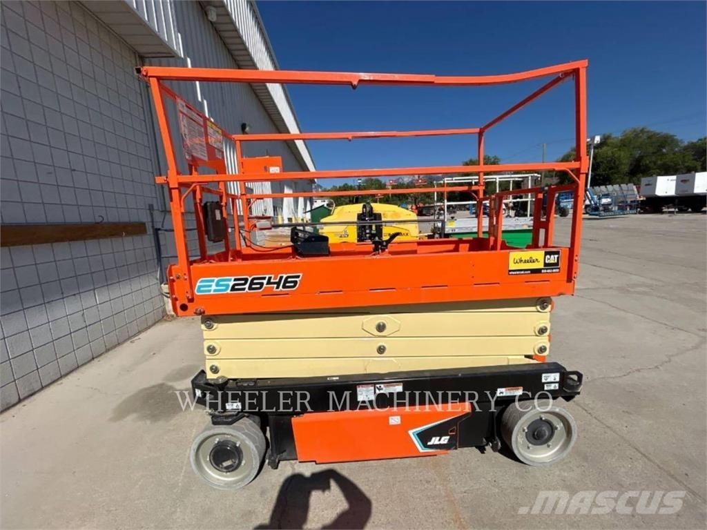 JLG ES2646 剪式升降機