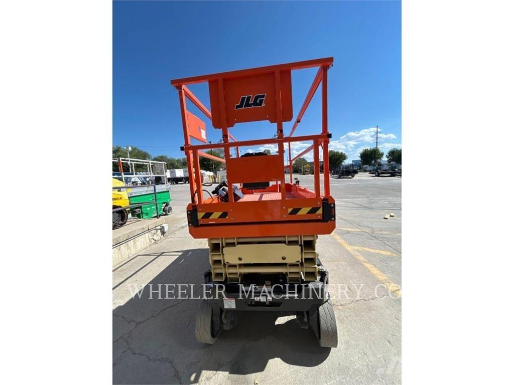 JLG ES2646 剪式升降機