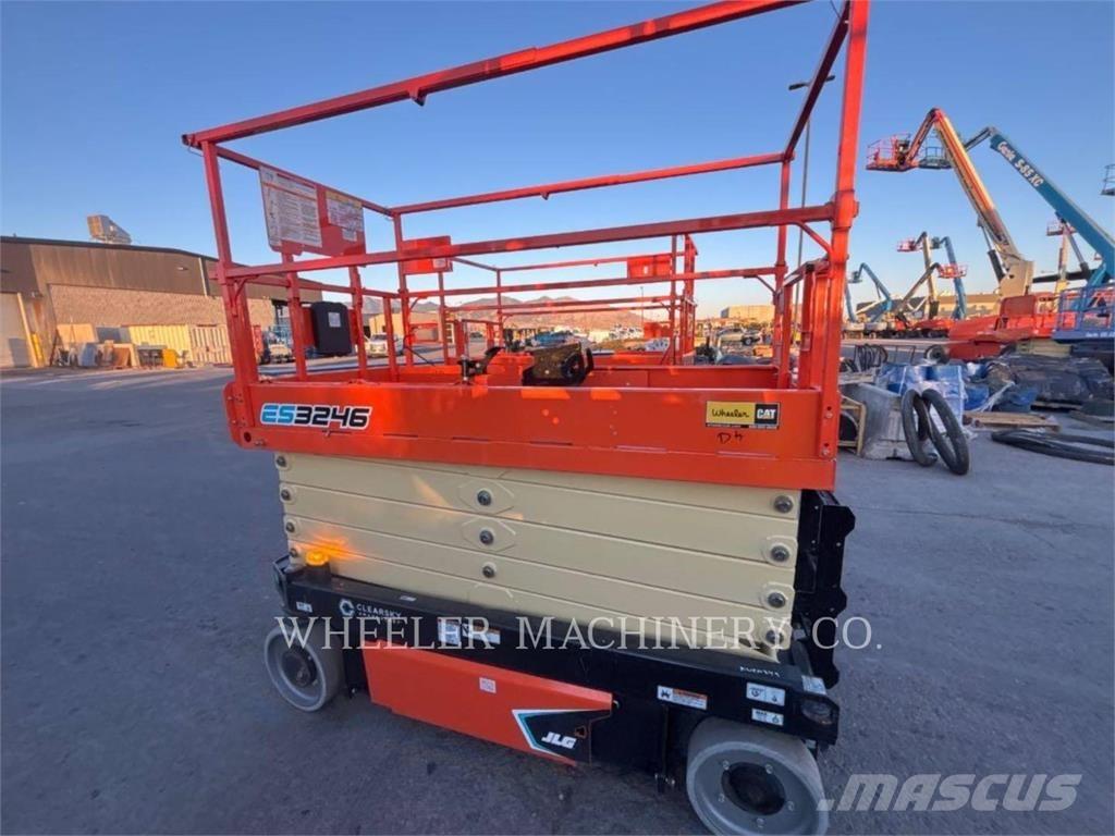 JLG ES3246 剪式升降機