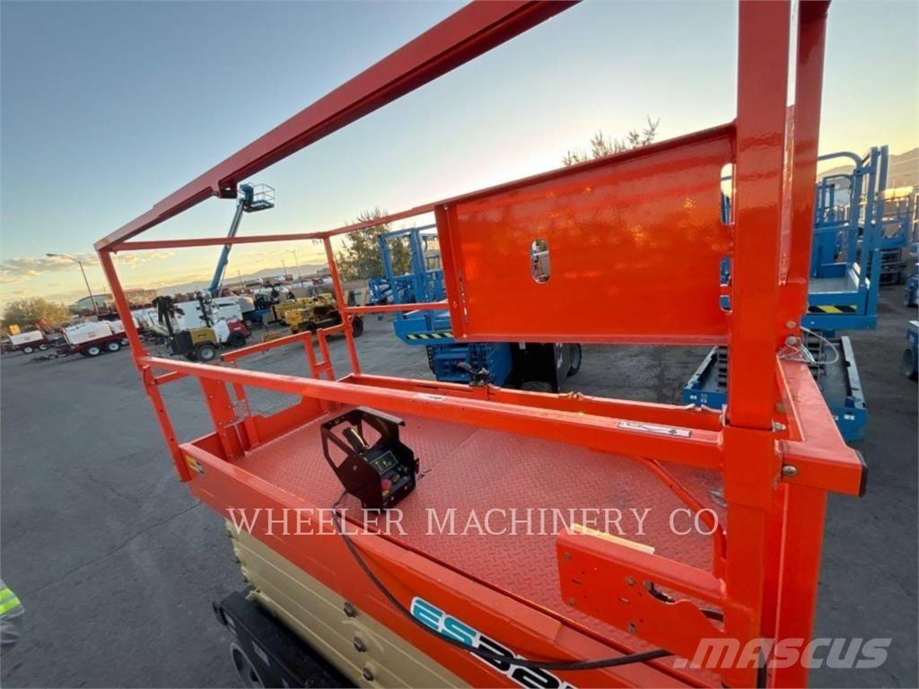 JLG ES3246 剪式升降機