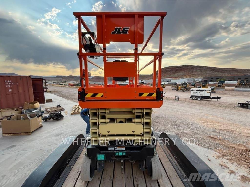 JLG ES3246 剪式升降機