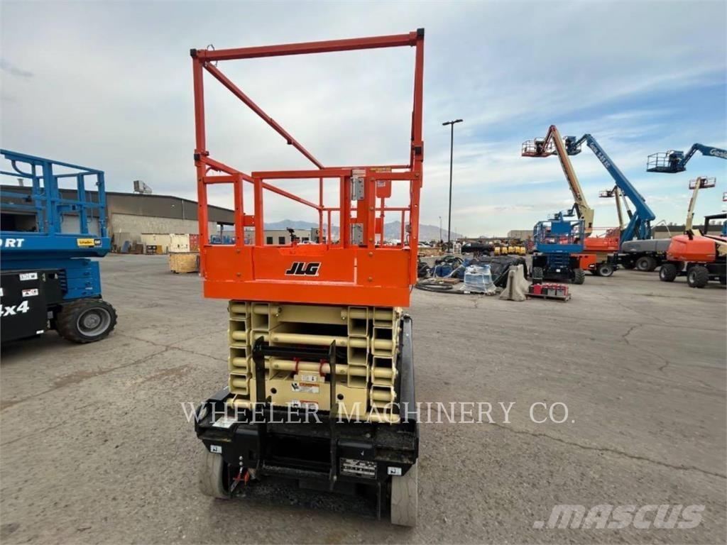 JLG ES3246 剪式升降機