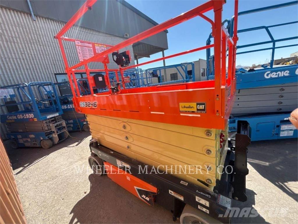 JLG ES3246 剪式升降機